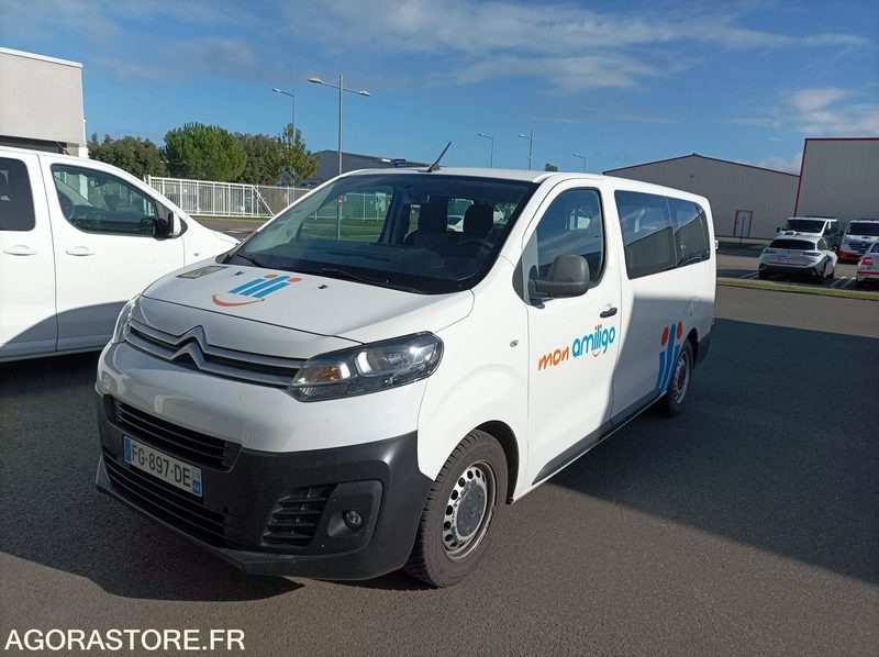 FG-897-DE - Roulant - CITROEN JUMPY SPACE TOURER - VP - 226 170 Kms - Minibus, Personenvervoer: afbeelding 2 FG-897-DE - Roulant - CITROEN JUMPY SPACE TOURER - VP - 226 170 Kms - Minibus, Personenvervoer: afbeelding 2