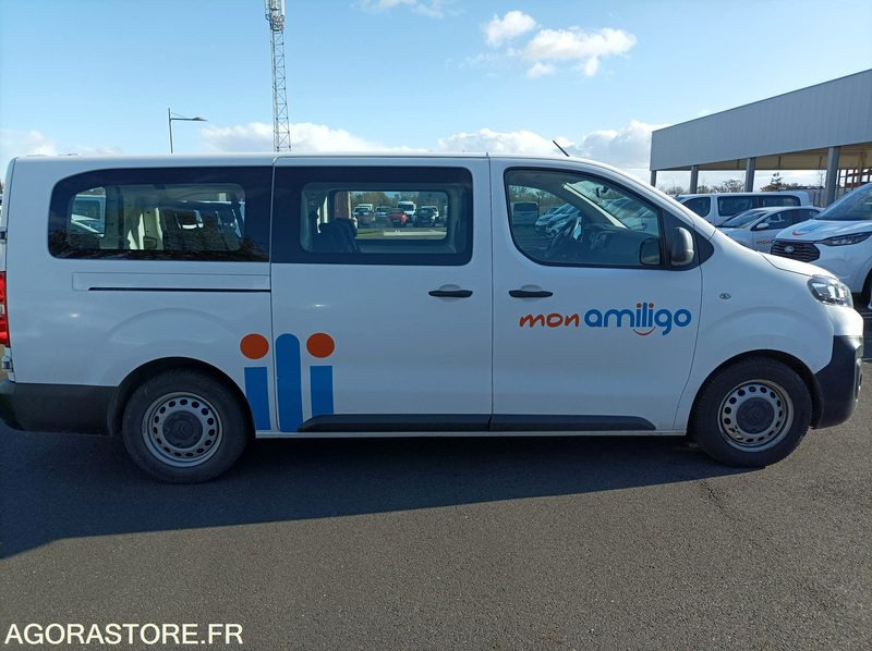 FG-910-DE - Roulant - CITROEN JUMPY SPACE TOURER - VP - 199 032 Kms - Minibus, Personenvervoer: afbeelding 2 FG-910-DE - Roulant - CITROEN JUMPY SPACE TOURER - VP - 199 032 Kms - Minibus, Personenvervoer: afbeelding 2
