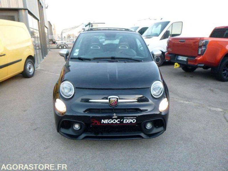 FIAT 500 Abarth 595 TURISMO - 165ch - 31043km - Personenwagen: afbeelding 1 FIAT 500 Abarth 595 TURISMO - 165ch - 31043km - Personenwagen: afbeelding 1