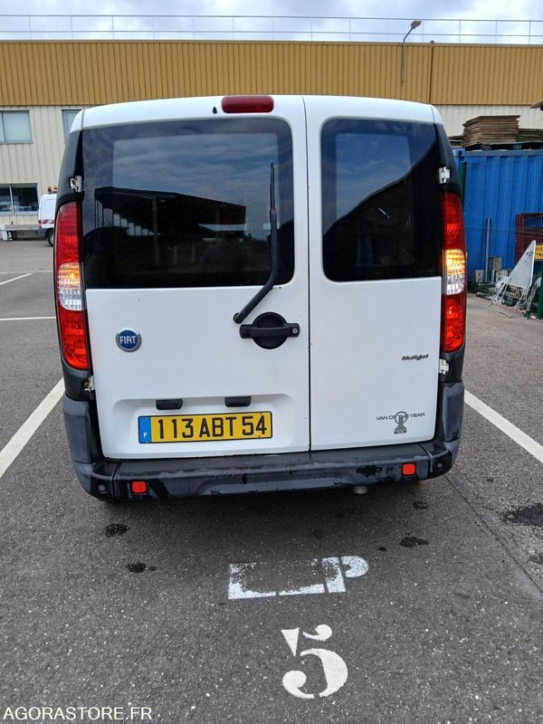 FIAT DOBLO - 2006 - 208199 KM - Kleine bestelwagen: afbeelding 4 FIAT DOBLO - 2006 - 208199 KM - Kleine bestelwagen: afbeelding 4