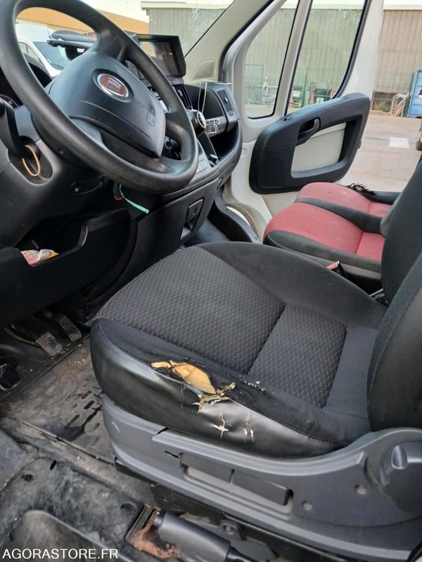 FIAT DUCATO - 2011 - 199963 KM - Kipper bestelwagen: afbeelding 3 FIAT DUCATO - 2011 - 199963 KM - Kipper bestelwagen: afbeelding 3