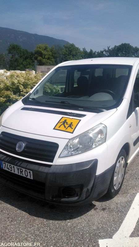 FIAT SCUDO 9 PLACES 51236 kms 2007 - Minibus, Personenvervoer: afbeelding 1 FIAT SCUDO 9 PLACES 51236 kms 2007 - Minibus, Personenvervoer: afbeelding 1