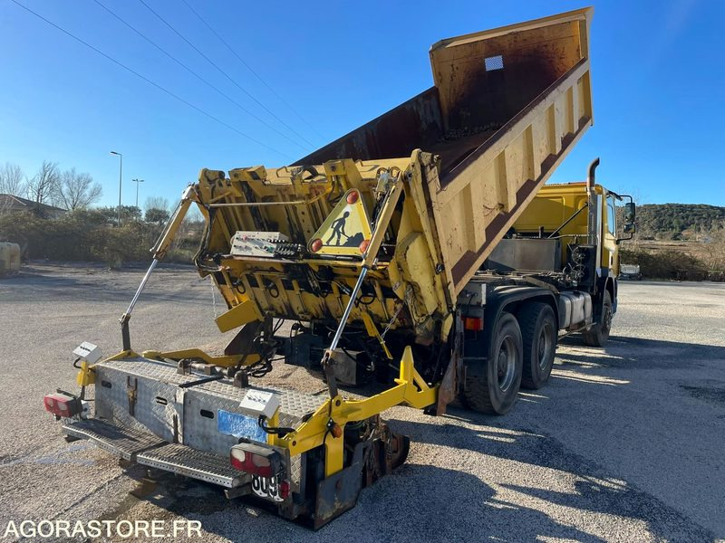 FINISSEUR D’INTERVENTION RAPIDE - DAF - FIR 3000 - 2003 / 335000 KM - Bitumen sprayer: afbeelding 4 FINISSEUR D’INTERVENTION RAPIDE - DAF - FIR 3000 - 2003 / 335000 KM - Bitumen sprayer: afbeelding 4
