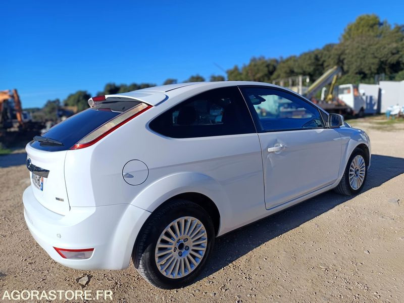 FORD FOCUS 1.6 TDCI 90CH - 2009 - 187000KMS - Personenwagen: afbeelding 4 FORD FOCUS 1.6 TDCI 90CH - 2009 - 187000KMS - Personenwagen: afbeelding 4