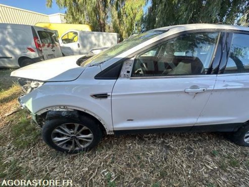 FORD KUGA - 2017 - 141603KM - ES827GG - SUV: afbeelding 5 FORD KUGA - 2017 - 141603KM - ES827GG - SUV: afbeelding 5