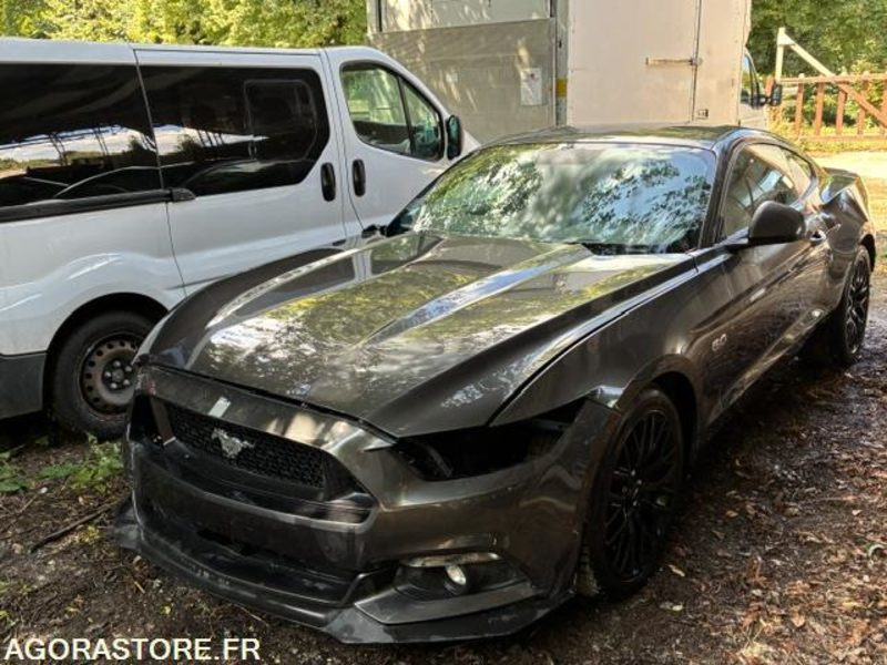FORD MUSTANG FASTBACK 5.0 V8 - Personenwagen: afbeelding 1 FORD MUSTANG FASTBACK 5.0 V8 - Personenwagen: afbeelding 1