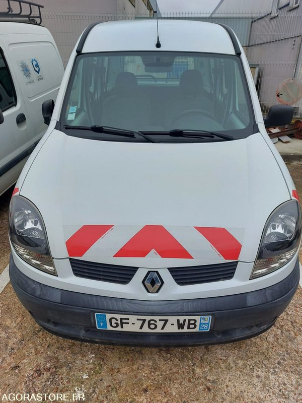 FOURGONNETTE - RENAULT KANGOO - 2003 - Kleine bestelwagen: afbeelding 1 FOURGONNETTE - RENAULT KANGOO - 2003 - Kleine bestelwagen: afbeelding 1