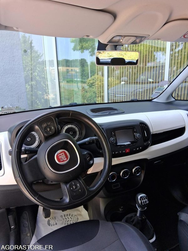 Fiat 500 L GNV POPSTAR MINISPACE DE 2016 - Personenwagen: afbeelding 3 Fiat 500 L GNV POPSTAR MINISPACE DE 2016 - Personenwagen: afbeelding 3