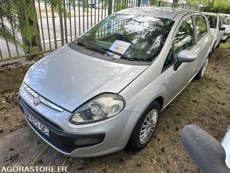 Fiat Punto - BM672QC - Personenwagen: afbeelding 1 Fiat Punto - BM672QC - Personenwagen: afbeelding 1
