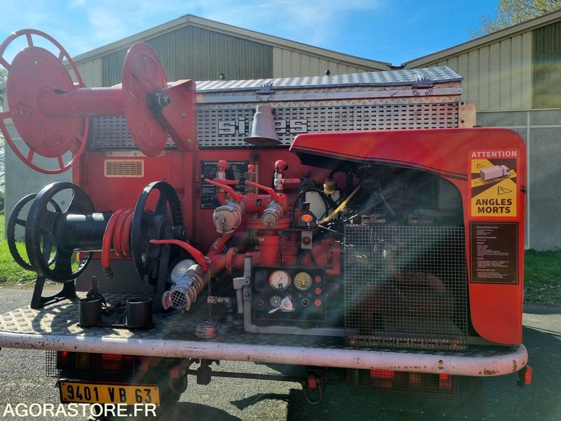 Fourgon incendie 4x4 - IVECO 80.17 - 9401 VB 63 - 22311kms - Brandweerwagen: afbeelding 3 Fourgon incendie 4x4 - IVECO 80.17 - 9401 VB 63 - 22311kms - Brandweerwagen: afbeelding 3