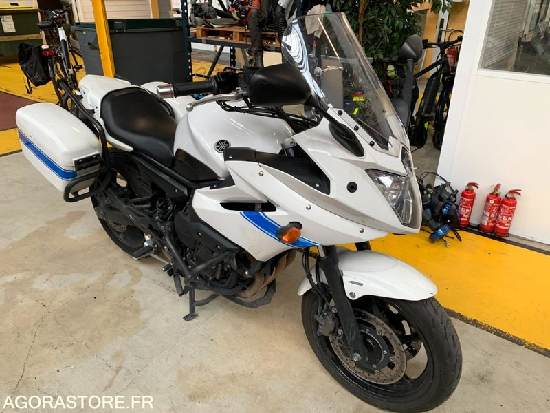 G MOTO XJ6 DQ-604-DY - Motorfiets: afbeelding 1 G MOTO XJ6 DQ-604-DY - Motorfiets: afbeelding 1