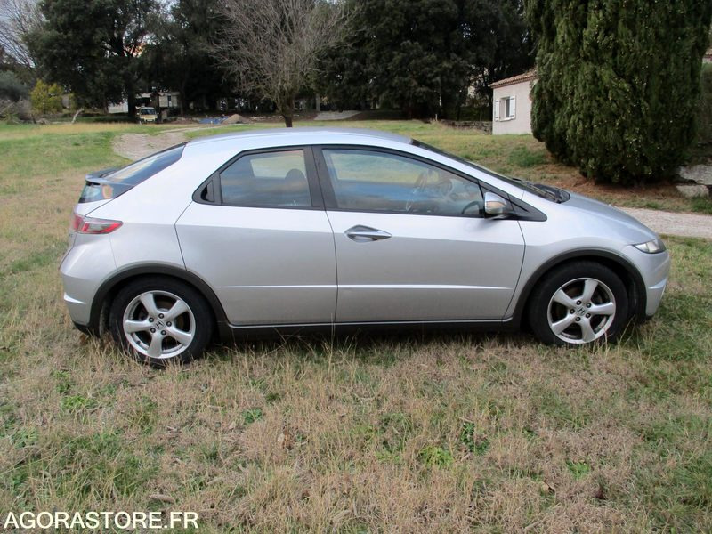 Honda Civic VIII 1.4i VTEC 100Cv Virtuose - Personenwagen: afbeelding 5 Honda Civic VIII 1.4i VTEC 100Cv Virtuose - Personenwagen: afbeelding 5