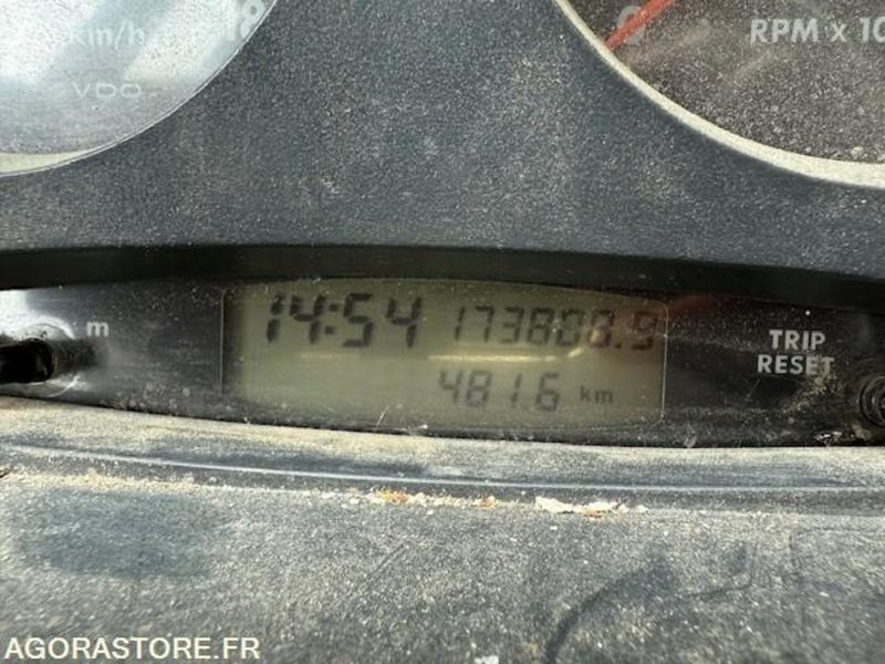 IVECO DAILY - 2003 - 173808KMS - Gesloten bestelwagen: afbeelding 3 IVECO DAILY - 2003 - 173808KMS - Gesloten bestelwagen: afbeelding 3