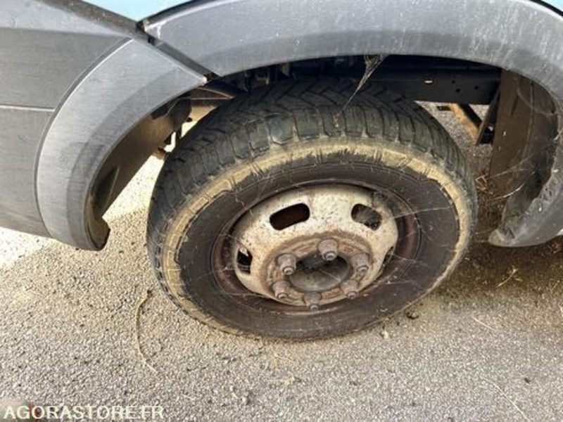 IVECO DAILY - 2010 - 201462KM - AN752DJ - Gesloten bestelwagen: afbeelding 4 IVECO DAILY - 2010 - 201462KM - AN752DJ - Gesloten bestelwagen: afbeelding 4