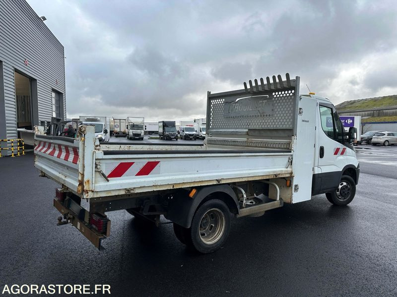 IVECO DAILY CHASSIS CABINE- 2019- 134920KM - Kipper bestelwagen: afbeelding 4 IVECO DAILY CHASSIS CABINE- 2019- 134920KM - Kipper bestelwagen: afbeelding 4