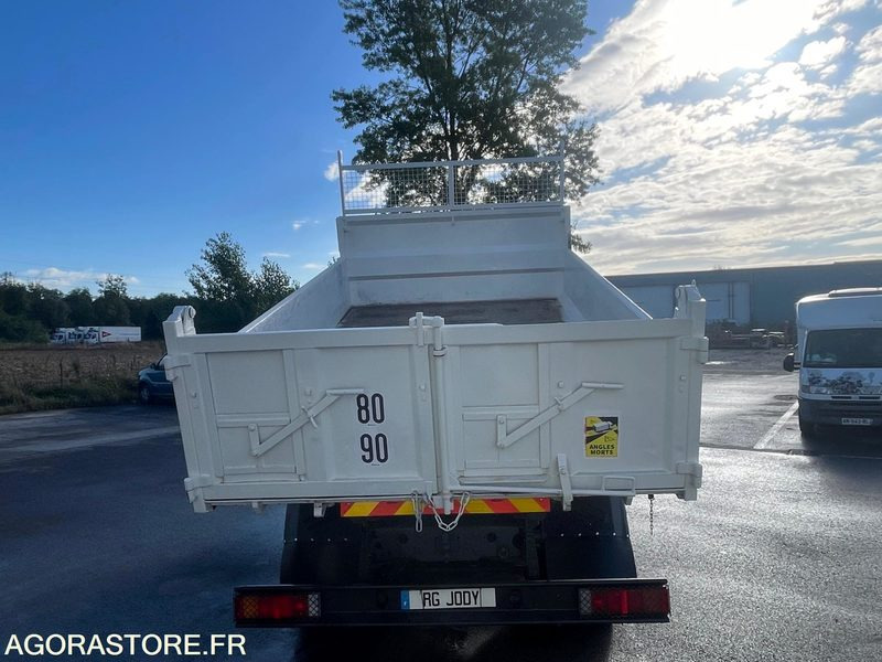 IVECO EUROCARGO 140E22 - BI BENNE - 2009 - 171000KMS - Kipper bestelwagen: afbeelding 4 IVECO EUROCARGO 140E22 - BI BENNE - 2009 - 171000KMS - Kipper bestelwagen: afbeelding 4