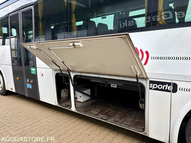 Irisbus Recreo 2010 - Clim - EURO 5 - Schoolbus: afbeelding 5 Irisbus Recreo 2010 - Clim - EURO 5 - Schoolbus: afbeelding 5