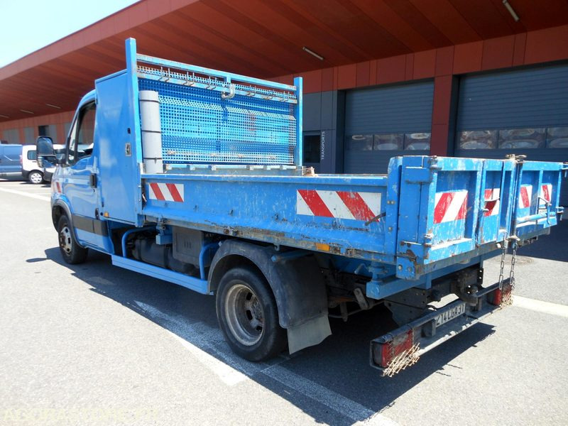 Iveco Daily 35C15 3.0 litres 146cv tri benne - Kipper bestelwagen: afbeelding 4 Iveco Daily 35C15 3.0 litres 146cv tri benne - Kipper bestelwagen: afbeelding 4