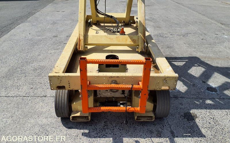 JLG 2646 ES NACELLE CISEAU ÉLECTRIQUE 10 M ÉTROIT - Hoogwerker: afbeelding 4 JLG 2646 ES NACELLE CISEAU ÉLECTRIQUE 10 M ÉTROIT - Hoogwerker: afbeelding 4