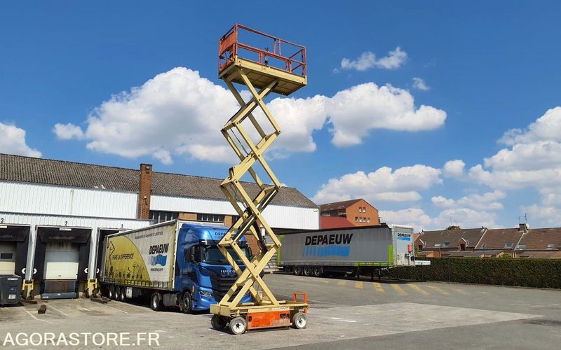 JLG 2646 ES NACELLE CISEAU ÉLECTRIQUE 10 M ÉTROIT - Hoogwerker: afbeelding 1 JLG 2646 ES NACELLE CISEAU ÉLECTRIQUE 10 M ÉTROIT - Hoogwerker: afbeelding 1