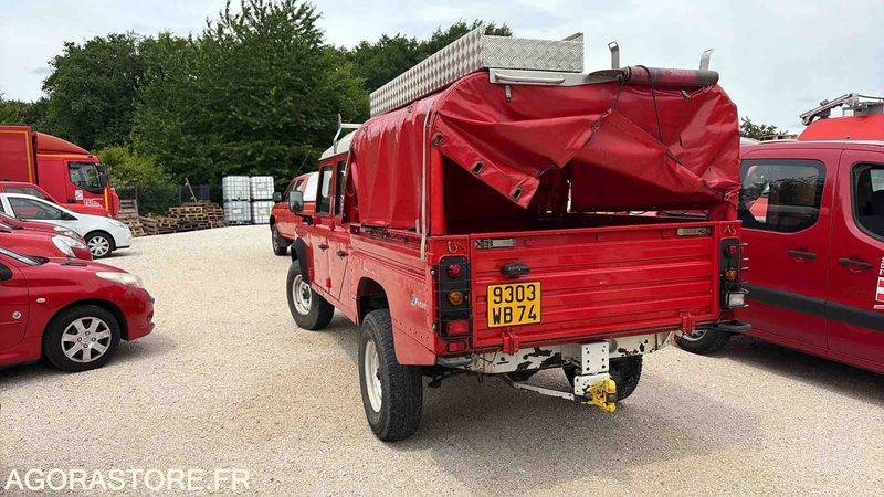LAND ROVER - DÉFENDER 130 - 1998 - 22 225 Kms 9303 WB 74 - SUV: afbeelding 4 LAND ROVER - DÉFENDER 130 - 1998 - 22 225 Kms 9303 WB 74 - SUV: afbeelding 4