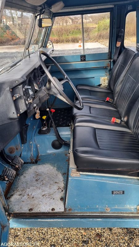 LAND ROVER DEFENDER 90 - 1980 - 52000km - Kleine bestelwagen: afbeelding 4 LAND ROVER DEFENDER 90 - 1980 - 52000km - Kleine bestelwagen: afbeelding 4