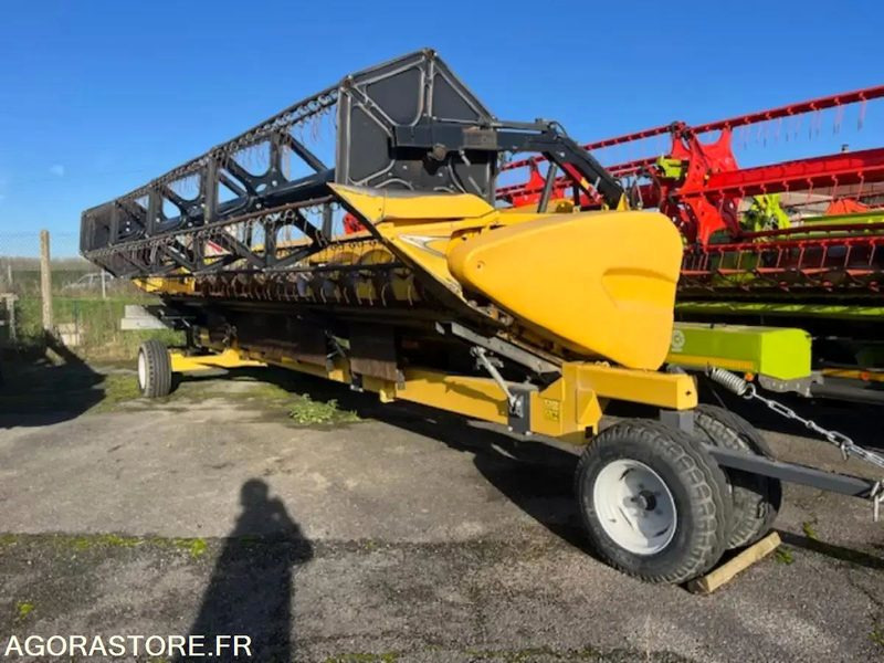 Landbouwmachine MOISSONNEUSE BATTEUSE NEW HOLLAND CR 8.80 - 2017 / 1847 HEURES: afbeelding 11 Landbouwmachine MOISSONNEUSE BATTEUSE NEW HOLLAND CR 8.80 - 2017 / 1847 HEURES: afbeelding 11