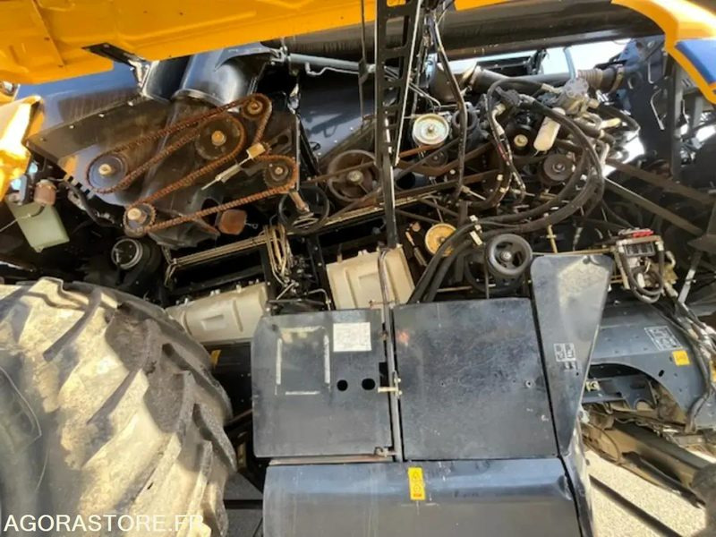 Landbouwmachine MOISSONNEUSE BATTEUSE NEW HOLLAND CR 8.80 - 2017 / 1847 HEURES: afbeelding 18 Landbouwmachine MOISSONNEUSE BATTEUSE NEW HOLLAND CR 8.80 - 2017 / 1847 HEURES: afbeelding 18