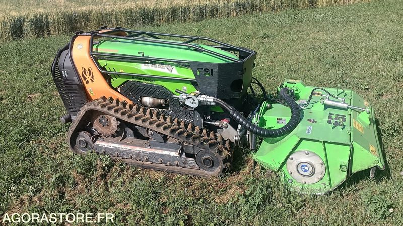 Robot de pente MDB LV 600+ - 2021 - 829heures - Landbouwmachine: afbeelding 3 Robot de pente MDB LV 600+ - 2021 - 829heures - Landbouwmachine: afbeelding 3