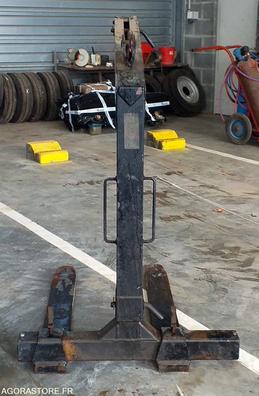 Lève-palette reglable pour camion grue Jamais Servi - Vorken: afbeelding 2 Lève-palette reglable pour camion grue Jamais Servi - Vorken: afbeelding 2