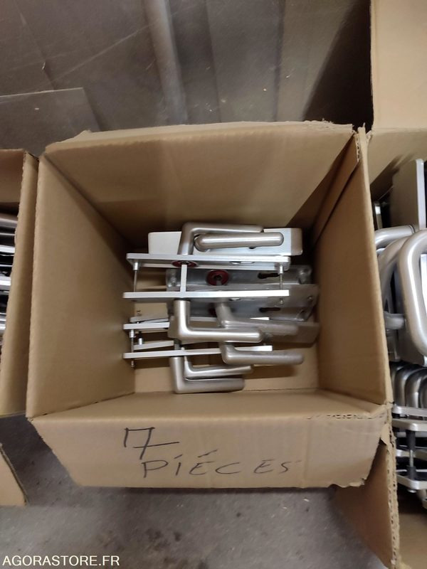 Lot de 7 poignées de porte en aluminium pour cylindres - Gereedschap/ Toebehoor: afbeelding 1 Lot de 7 poignées de porte en aluminium pour cylindres - Gereedschap/ Toebehoor: afbeelding 1