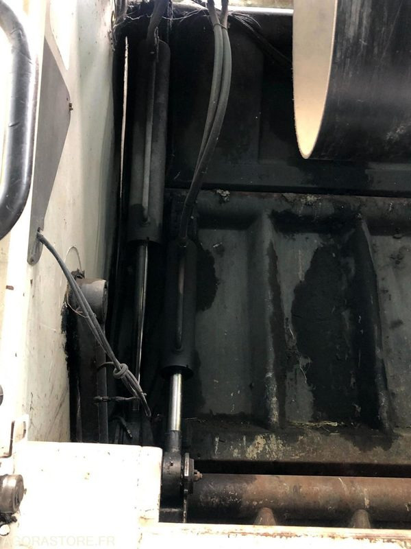 Vuilniswagen MERCEDES AXOR 26T-21m3 - 287235 kms - 2014: afbeelding 7