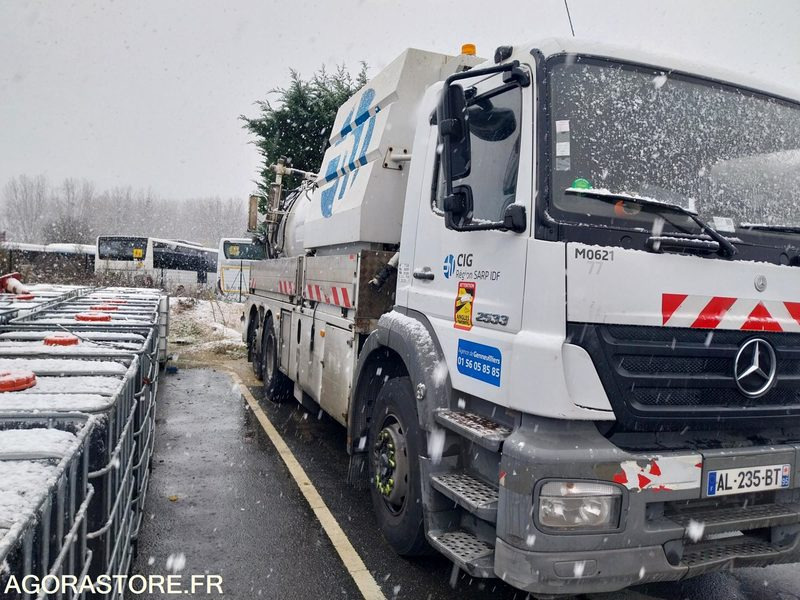 MERCEDES Actros HUWER 2006 (350000Km) NON ROULANT EXPORT UNIQUEMENT - Vacuümwagen: afbeelding 3 MERCEDES Actros HUWER 2006 (350000Km) NON ROULANT EXPORT UNIQUEMENT - Vacuümwagen: afbeelding 3