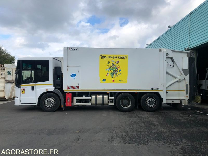 MERCEDES ECONIC (26t, 21 CV, 353 Cv, cabine bus, benne 23m3) - 138948 kms - 2018 - Vuilniswagen: afbeelding 1 MERCEDES ECONIC (26t, 21 CV, 353 Cv, cabine bus, benne 23m3) - 138948 kms - 2018 - Vuilniswagen: afbeelding 1