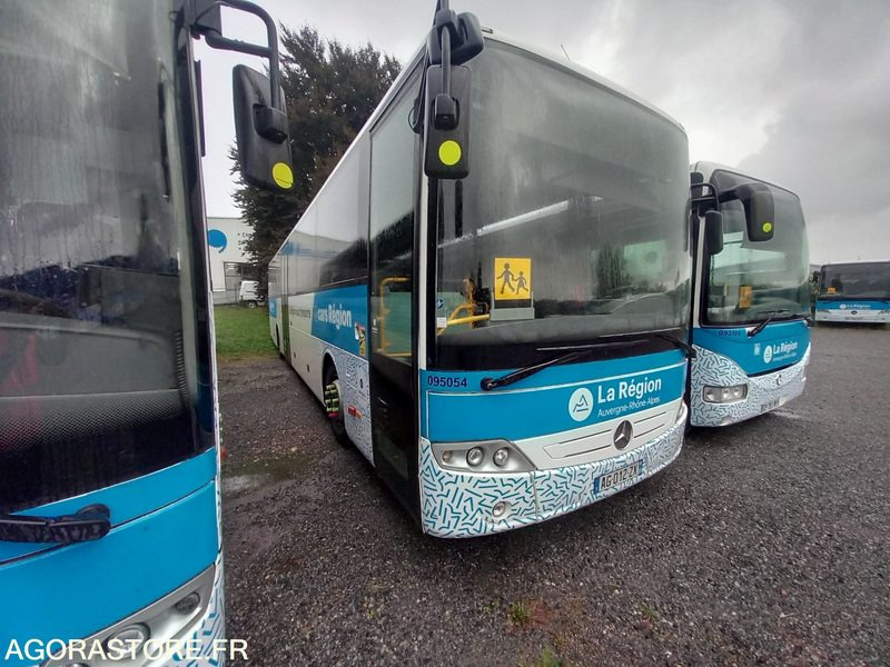 MERCEDES INTOURO 13m N°095054 - Schoolbus: afbeelding 1 MERCEDES INTOURO 13m N°095054 - Schoolbus: afbeelding 1