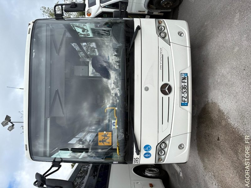 MERCEDES INTOURO N°083359 - Schoolbus: afbeelding 1 MERCEDES INTOURO N°083359 - Schoolbus: afbeelding 1