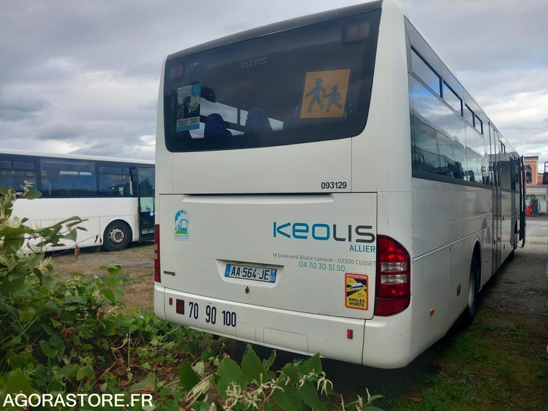 MERCEDES INTOURO N°093129 - Schoolbus: afbeelding 5 MERCEDES INTOURO N°093129 - Schoolbus: afbeelding 5