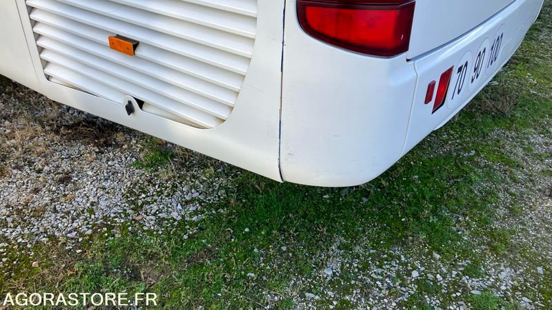 MERCEDES INTOURO N°093252 - Schoolbus: afbeelding 3 MERCEDES INTOURO N°093252 - Schoolbus: afbeelding 3