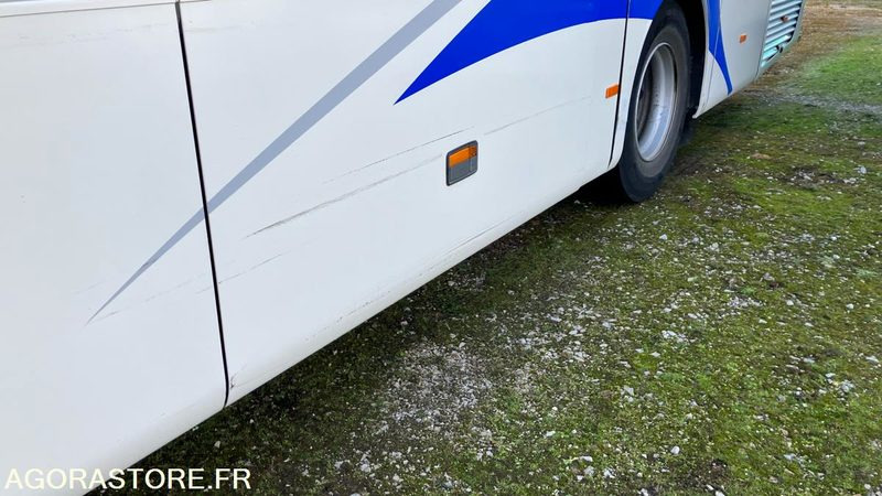 MERCEDES INTOURO N°093285 - Schoolbus: afbeelding 4 MERCEDES INTOURO N°093285 - Schoolbus: afbeelding 4