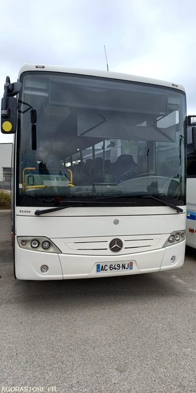 MERCEDES INTOURO N°093300 - Schoolbus: afbeelding 1 MERCEDES INTOURO N°093300 - Schoolbus: afbeelding 1