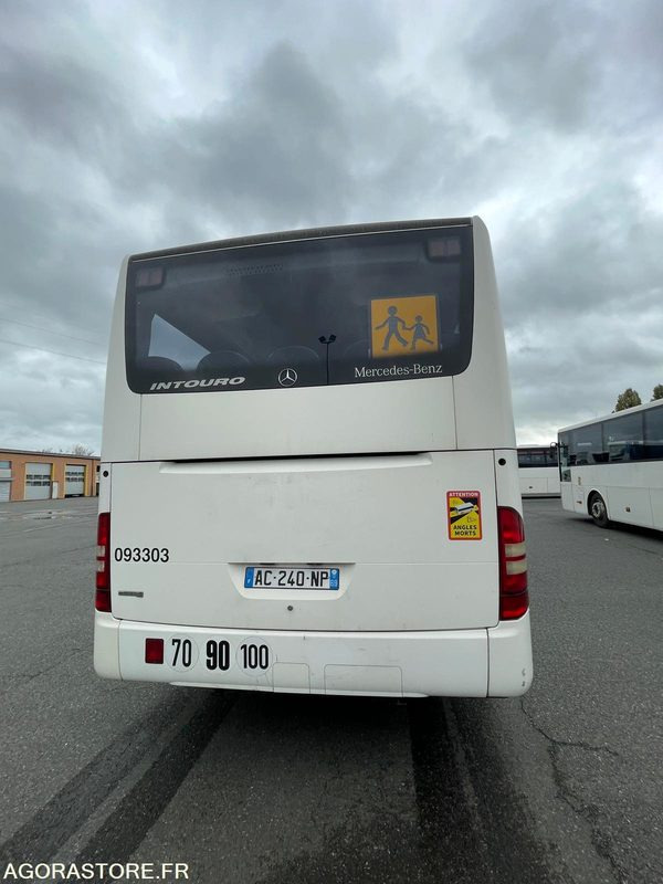MERCEDES INTOURO N°093303 - Schoolbus: afbeelding 3 MERCEDES INTOURO N°093303 - Schoolbus: afbeelding 3