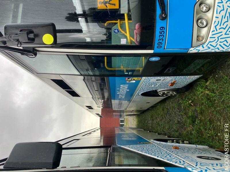 MERCEDES INTOURO N°093359 - Schoolbus: afbeelding 2 MERCEDES INTOURO N°093359 - Schoolbus: afbeelding 2