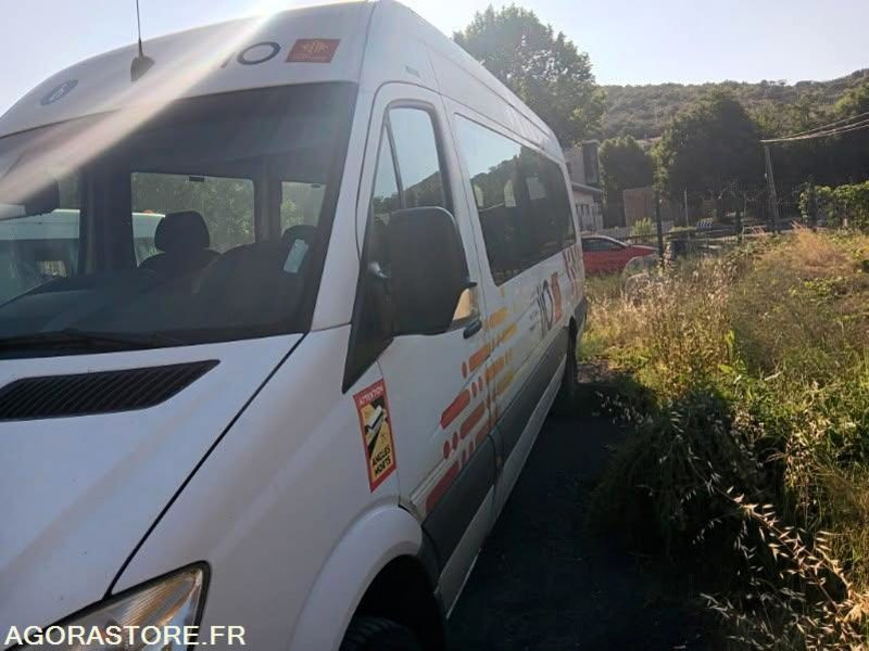 MERCEDES SPRINTER N°132106 - Minibus, Personenvervoer: afbeelding 4 MERCEDES SPRINTER N°132106 - Minibus, Personenvervoer: afbeelding 4