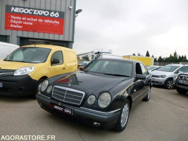 MERCEDES classe E 420 v8 W210 - 1996 - immatriculation espagnole - Personenwagen: afbeelding 4 MERCEDES classe E 420 v8 W210 - 1996 - immatriculation espagnole - Personenwagen: afbeelding 4