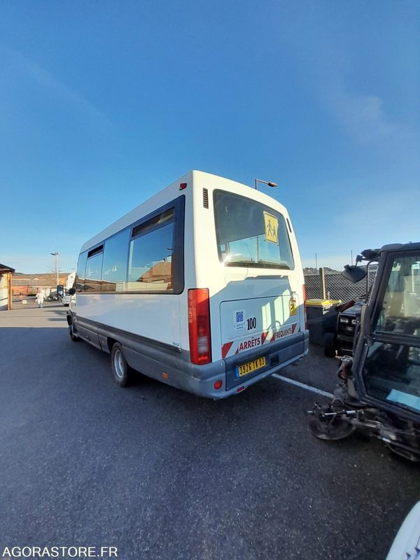 MINI BUS RENAULT MASCOTT - Minibus, Personenvervoer: afbeelding 4 MINI BUS RENAULT MASCOTT - Minibus, Personenvervoer: afbeelding 4