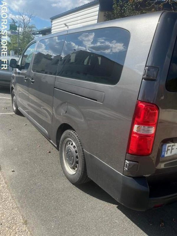 MINIBUS CITROEN JUMPY SPACETOURER 1.5L BHDI - 4 portes - 2019 - 182 000km - Minibus, Personenvervoer: afbeelding 3 MINIBUS CITROEN JUMPY SPACETOURER 1.5L BHDI - 4 portes - 2019 - 182 000km - Minibus, Personenvervoer: afbeelding 3