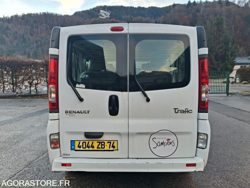 MINIBUS RENAULT TRAFIC - Minibus, Personenvervoer: afbeelding 4 MINIBUS RENAULT TRAFIC - Minibus, Personenvervoer: afbeelding 4