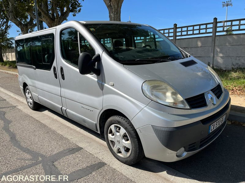 MINIBUS VL - 9 PLACES - TRAFIC - L2 H1 - 115 CH - CLIM- 165200 KMS - ATTELAGE - Minibus, Personenvervoer: afbeelding 1 MINIBUS VL - 9 PLACES - TRAFIC - L2 H1 - 115 CH - CLIM- 165200 KMS - ATTELAGE - Minibus, Personenvervoer: afbeelding 1