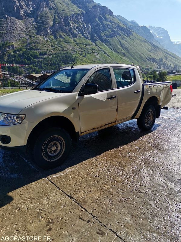 MITSUBISHI L200 - Pick-up: afbeelding 2 MITSUBISHI L200 - Pick-up: afbeelding 2
