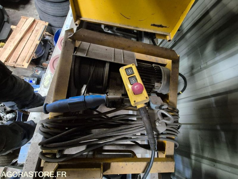 MONTE MATERIEUX ELECTRIQUE 8 METRES - Gereedschap/ Toebehoor: afbeelding 3 MONTE MATERIEUX ELECTRIQUE 8 METRES - Gereedschap/ Toebehoor: afbeelding 3